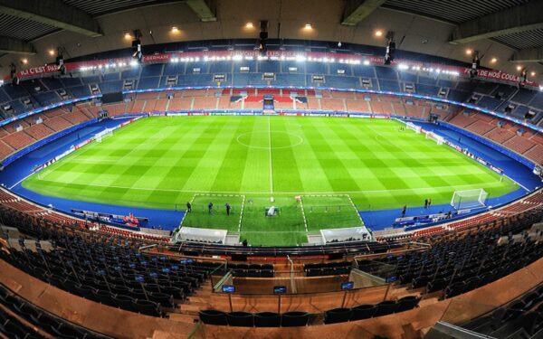 Estádio Parc des Princes (Paris Saint-Germain)